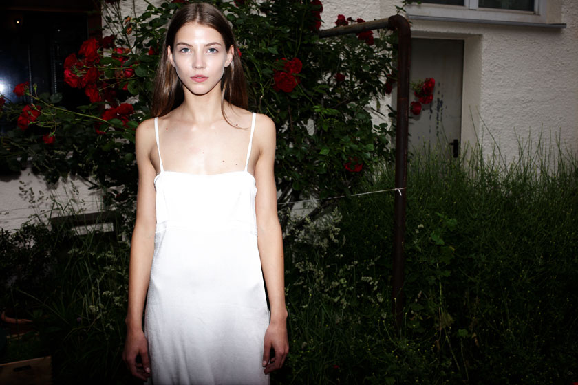 She Likes Night, a fashion editorial with Katrina@munichmodels by Arno AlDoori